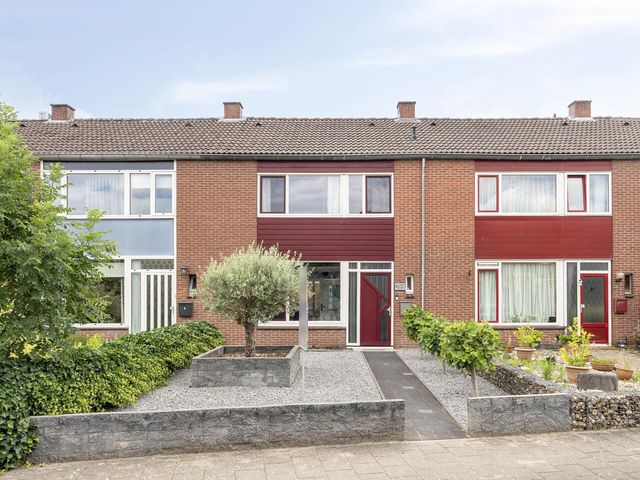 Marshallstraat 5, Zetten