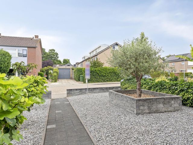 Marshallstraat 5, Zetten