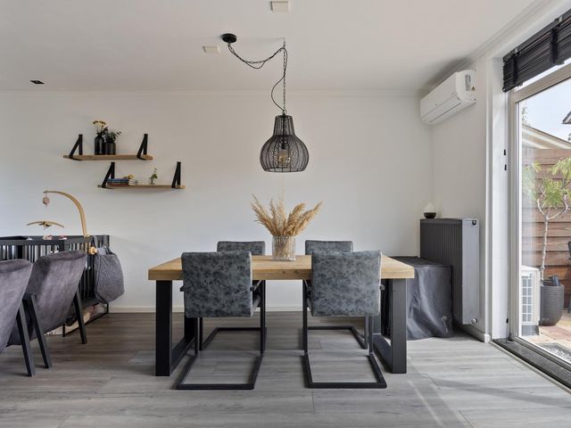 Marshallstraat 5, Zetten