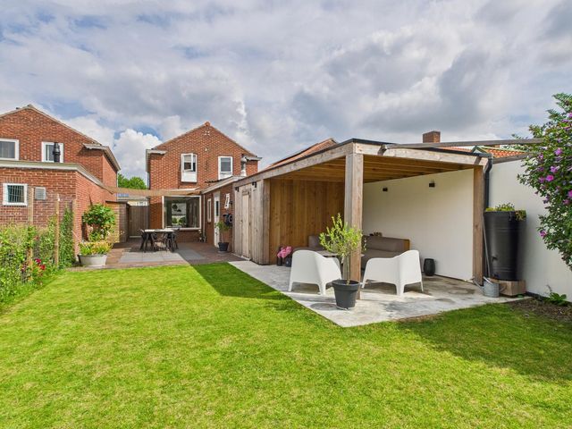 Beatrixstraat 6, Kloosterzande