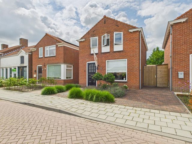 Beatrixstraat 6, Kloosterzande
