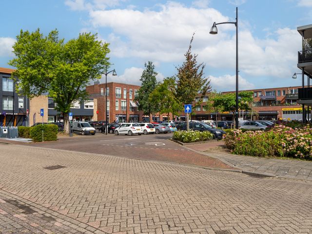 Molenhof 4, Wijk en Aalburg