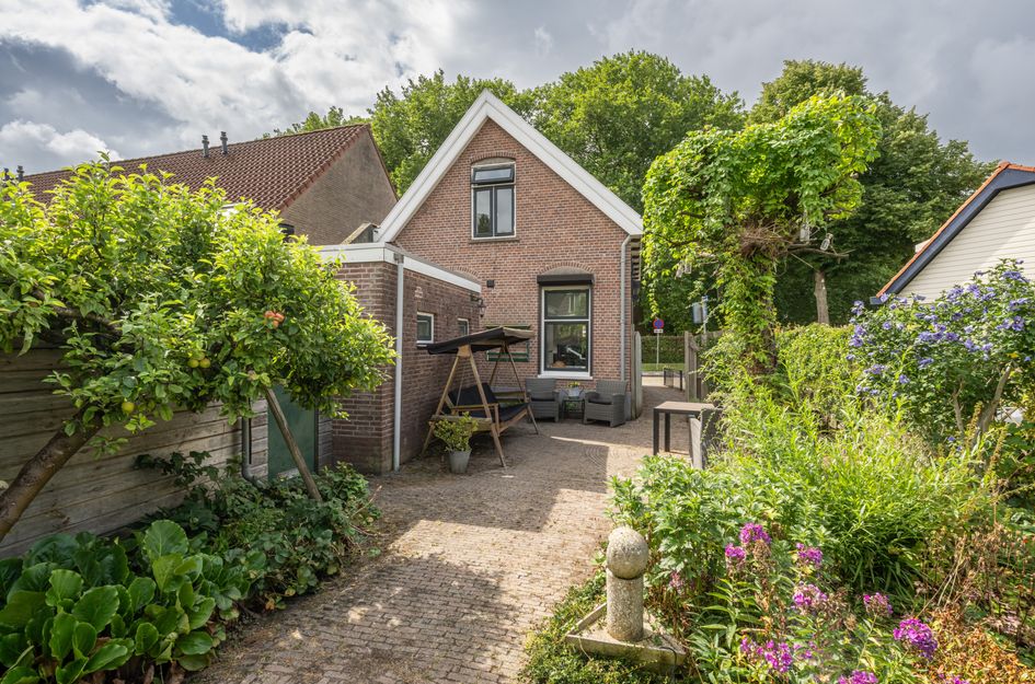 Kerksingel 32