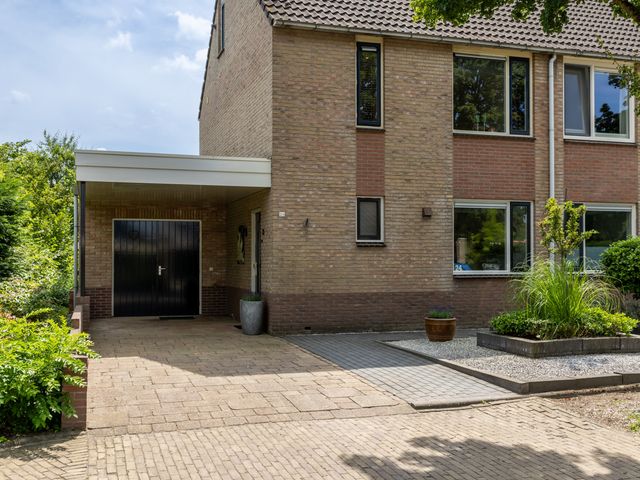 Erve Joost 24, Holten