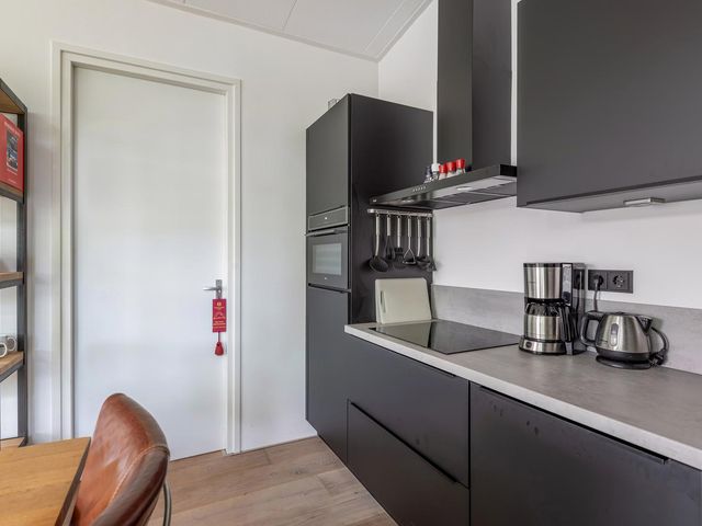 Wredehof 44, Rohel