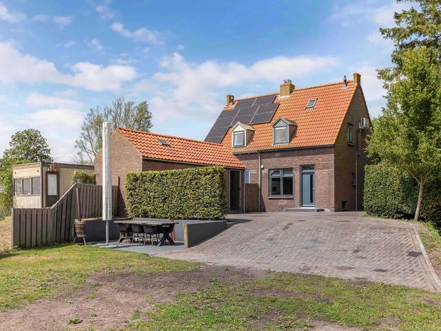 Marwei 102, Delfstrahuizen