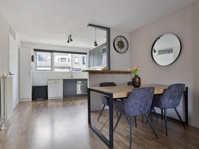 H A Haak- v Eektuin 7, Heerhugowaard