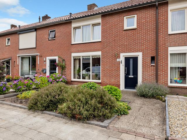 Tulpstraat 34, Losser