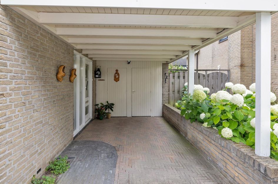 Hogeweg 58