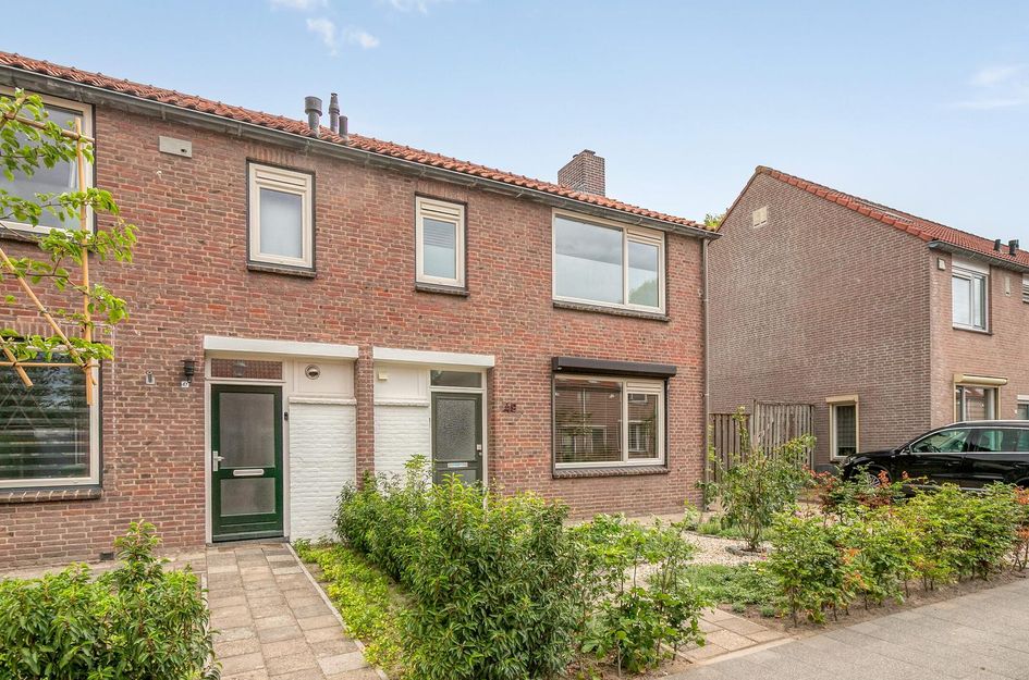 Burg van Poppelstraat 49