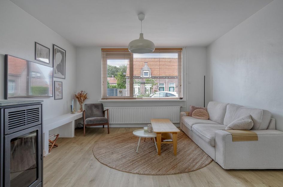Burg van Poppelstraat 49