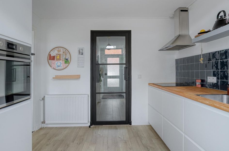 Burg van Poppelstraat 49
