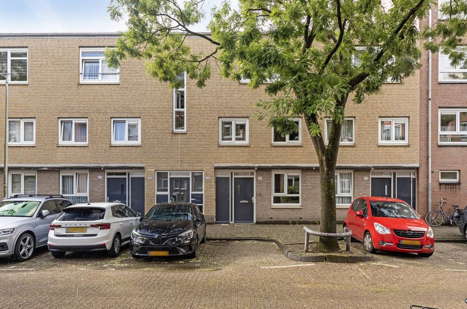 Mary Zeldenruststraat 24