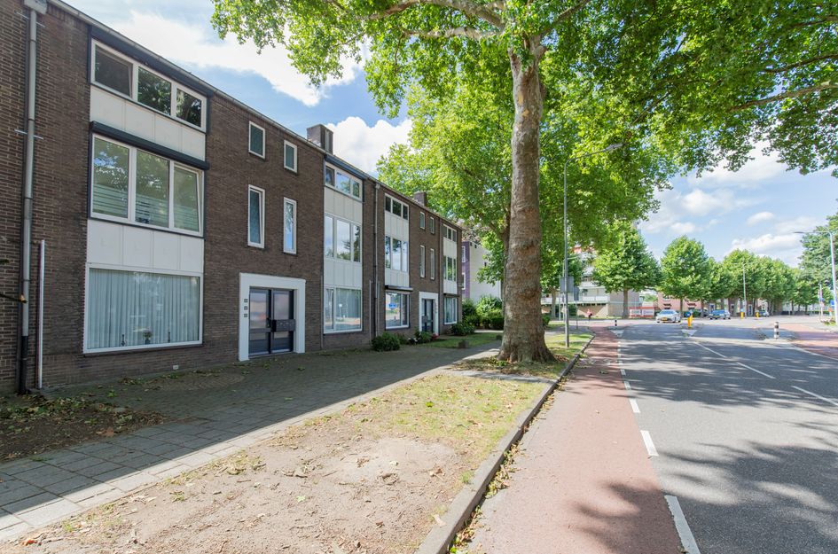 Henri Hermanslaan 44