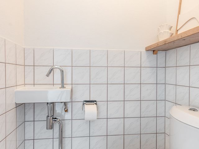 Uitdamstraat 9, Lelystad