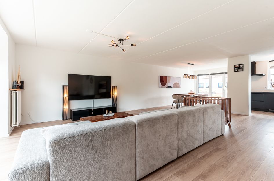 Uitdamstraat 9