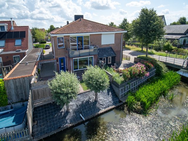 Overtoom 9, Zuidermeer