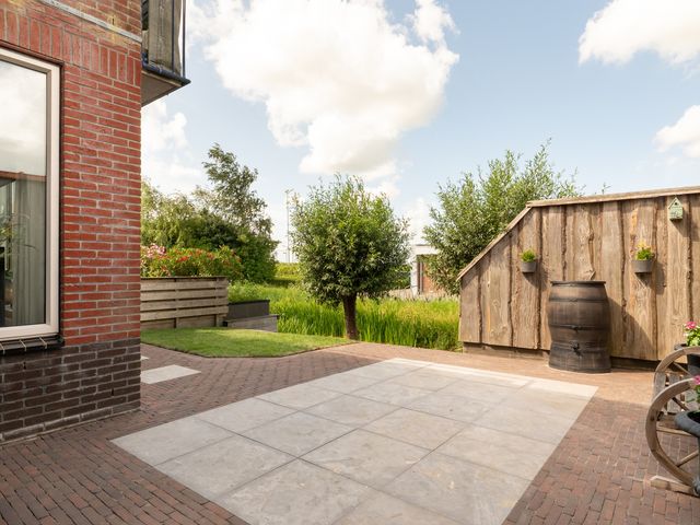 Overtoom 9, Zuidermeer