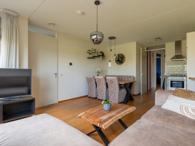 Overtoom 9, Zuidermeer