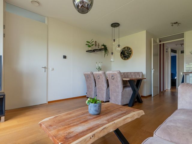 Overtoom 9, Zuidermeer