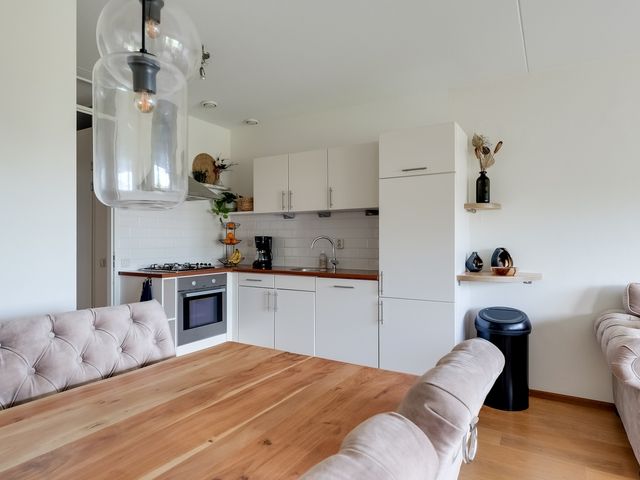 Overtoom 9, Zuidermeer