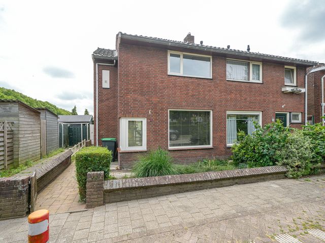 Cronjéplein 8, Ridderkerk