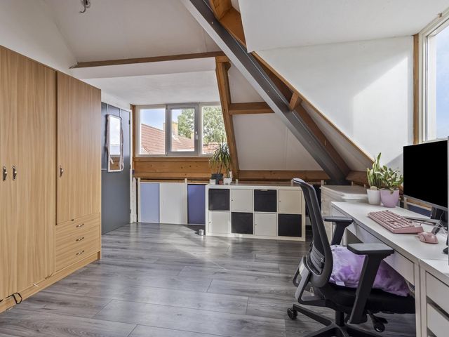 van Glymesstraat 4, Standdaarbuiten