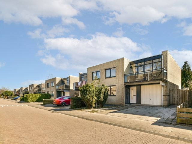 Rondostraat 38, Almere