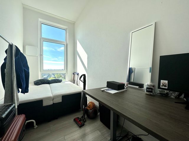 Laakweg 24L, Den Haag