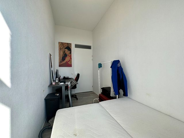 Laakweg 24L, Den Haag