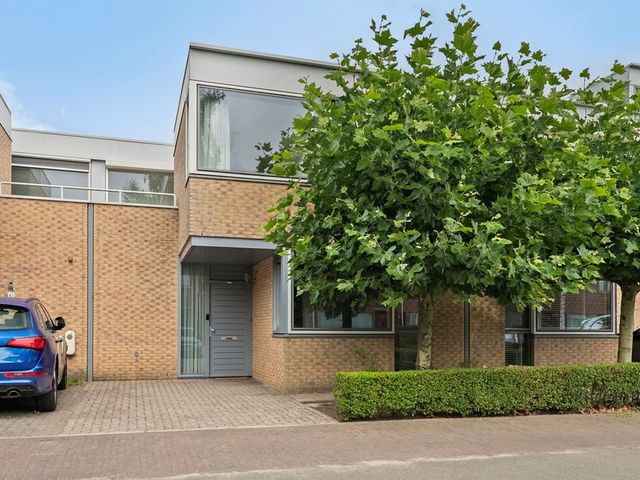 Grasplantsoen 47, Eindhoven