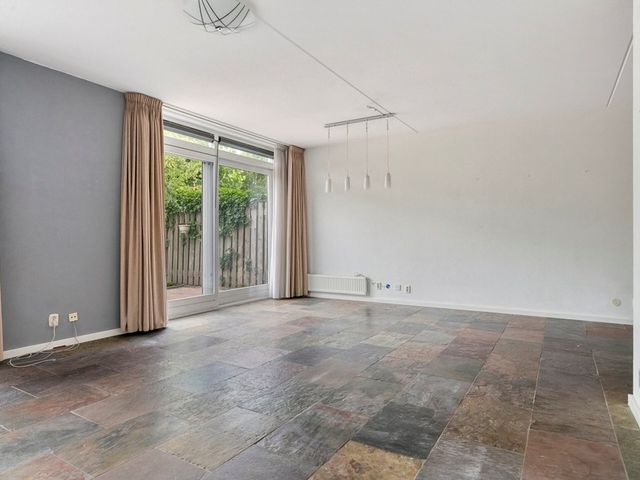 Grasplantsoen 47, Eindhoven