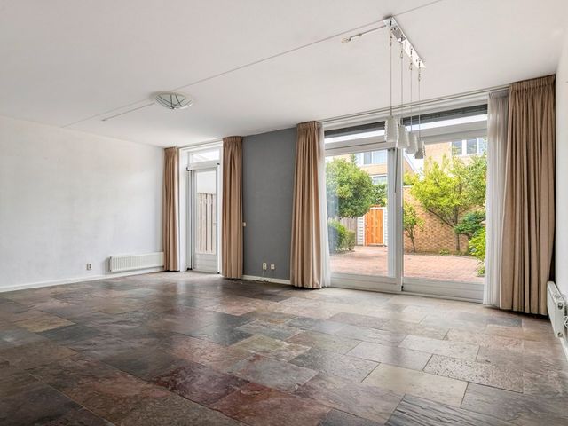 Grasplantsoen 47, Eindhoven