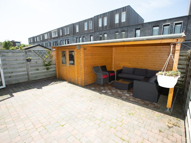 Loenerveld 16, Nieuw-Vennep