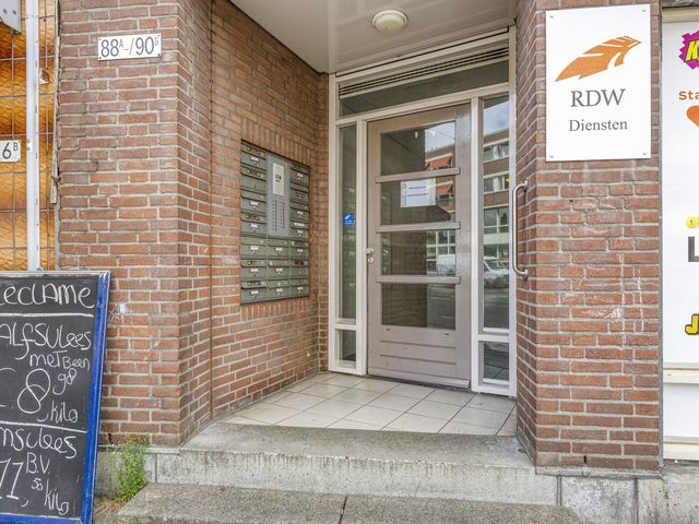 Bergweg 88F, Rotterdam