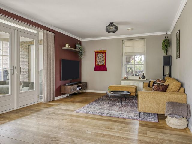 Van Zeylstraat 4, Oud-Vossemeer