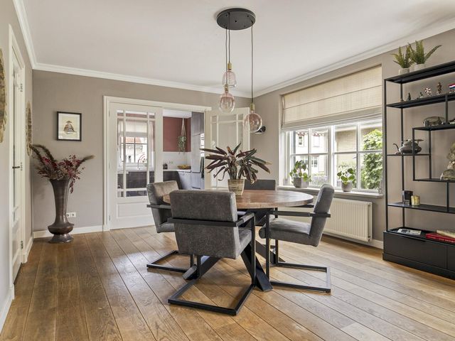 Van Zeylstraat 4, Oud-Vossemeer