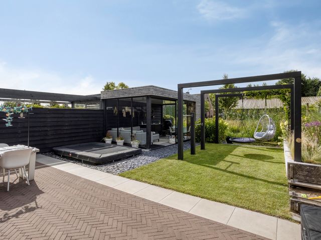 Turfsteker 3, Veenendaal