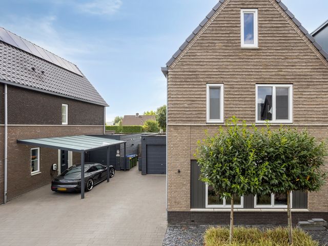 Turfsteker 3, Veenendaal