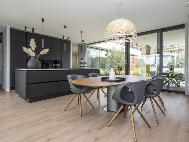 Korenbloem 4, Heerlen