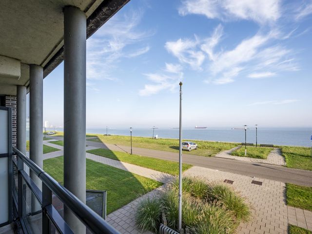 Basaltpromenade 69, Terneuzen