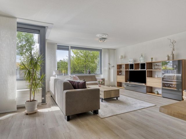Zuidersingel 8, Barendrecht