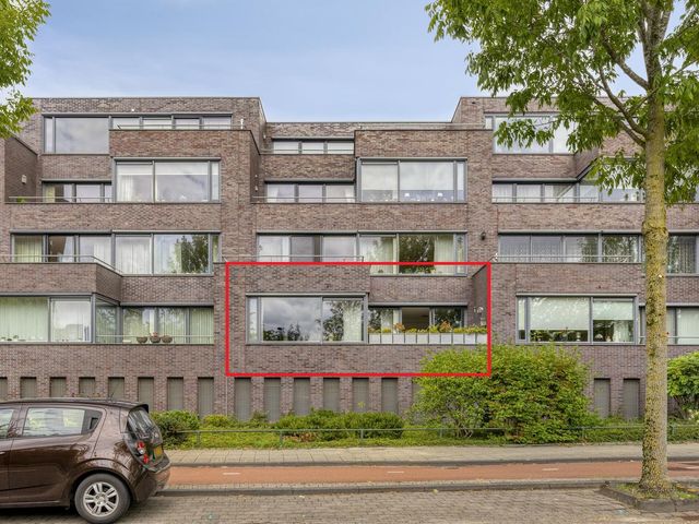 Zuidersingel 8, Barendrecht