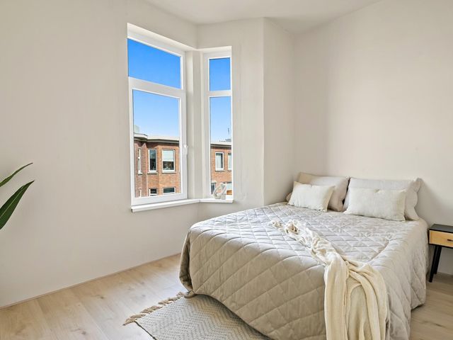 Hoog Buurlostraat 28, 's-Gravenhage