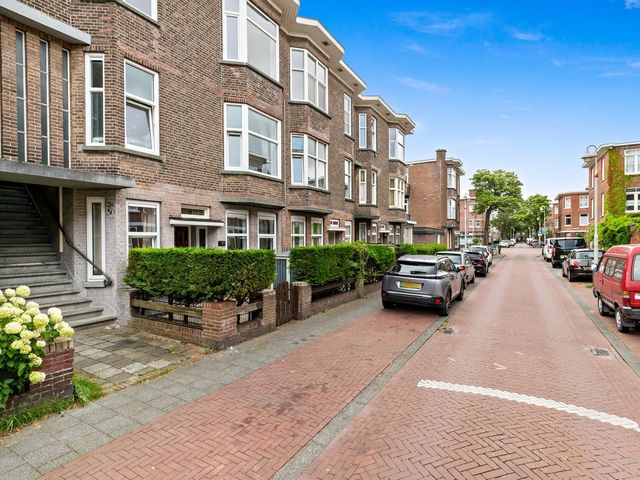 Hoog Buurlostraat 28, 's-Gravenhage