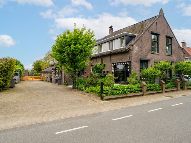 Hogevaart 91, Sprang-Capelle