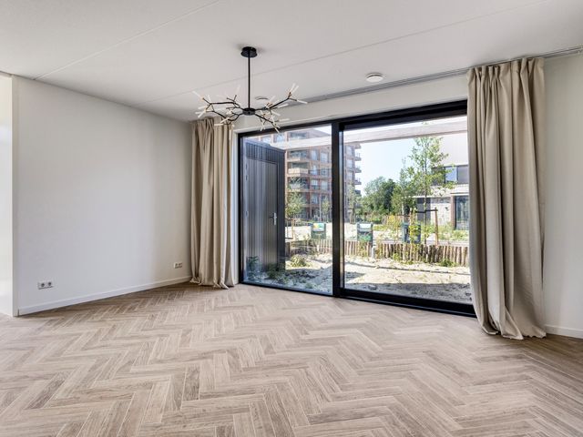 M. Vasalishof 10, Den Haag
