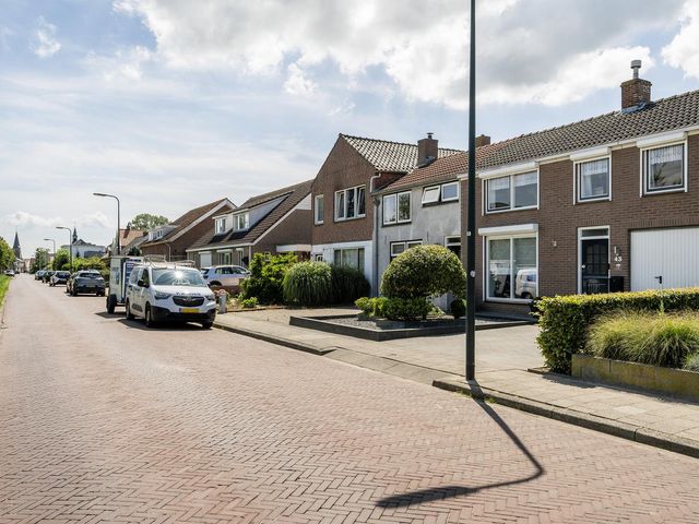 Dorpsweg 43, Oud-Vossemeer
