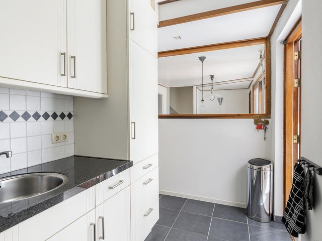 Dorpsweg 43, Oud-Vossemeer