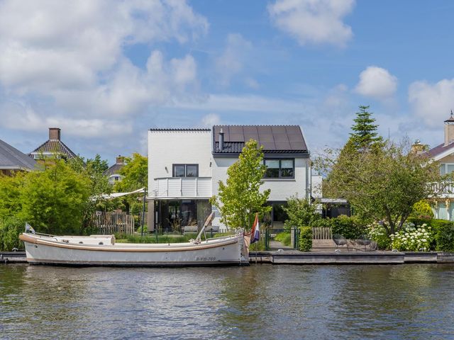 Ringvaartzijde 15, Lisse